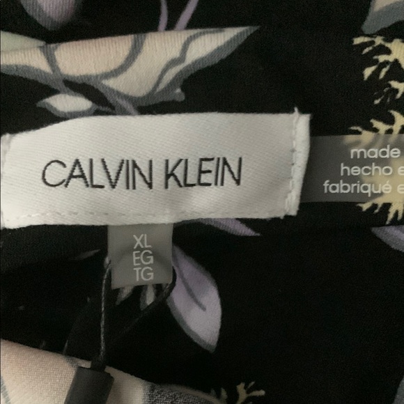 Calvin Klein Top - Picture 3 of 5